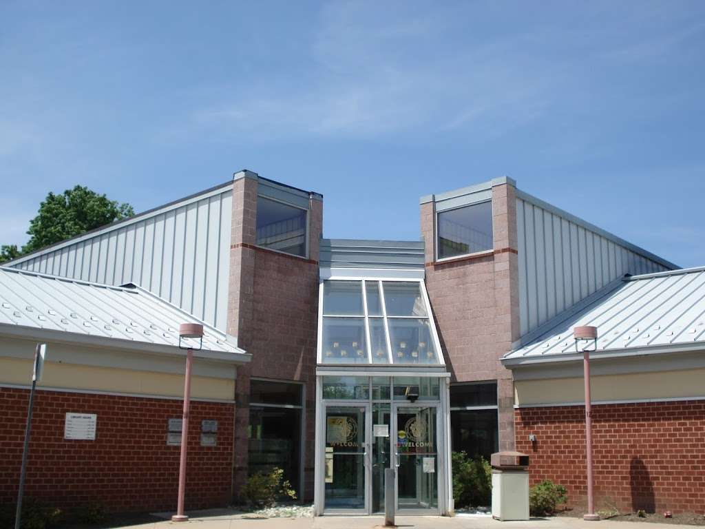 Damascus Library | 9701 Main St, Damascus, MD 20872, USA | Phone: (240) 773-9444