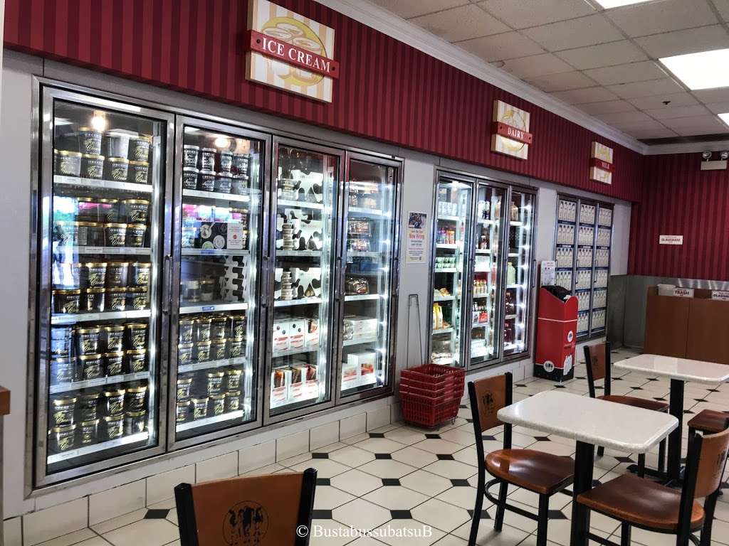 Oberweis Ice Cream and Dairy Store | 951 Ice Cream Dr, North Aurora, IL 60542 | Phone: (630) 801-6131