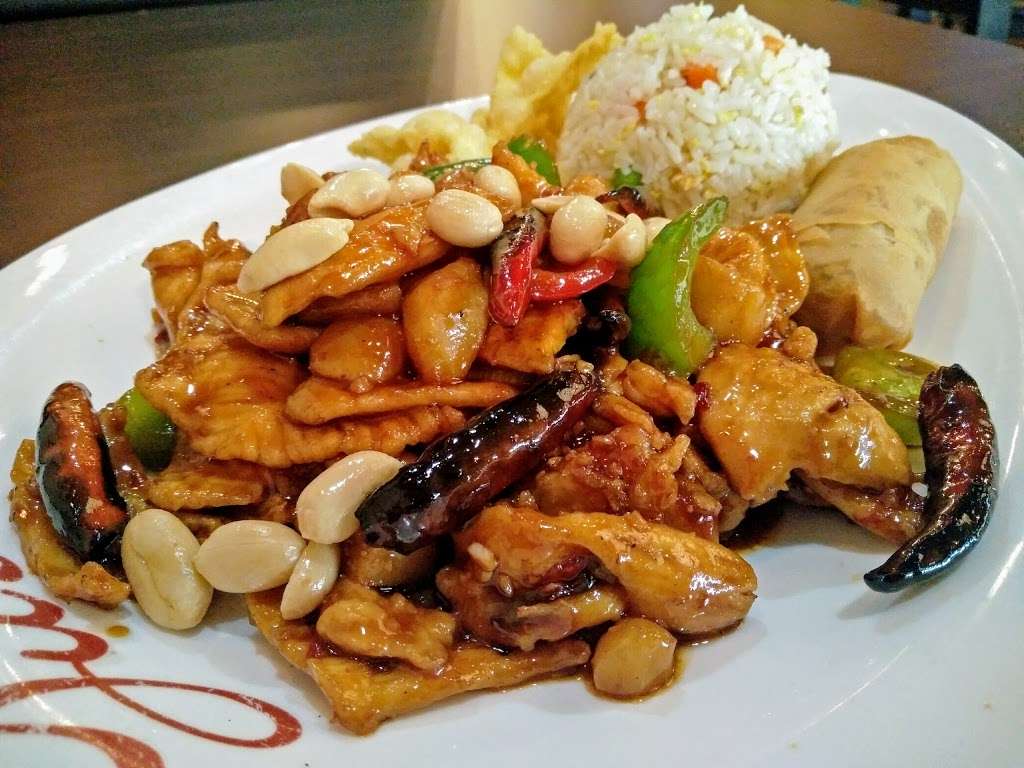 Yus Mandarin | 4 E Phillip Rd, Vernon Hills, IL 60061, USA | Phone: (847) 816-1888