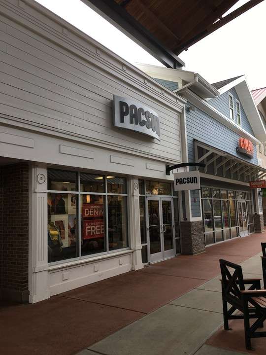 Pacsun 80 Premium Outlets Blvd Merrimack Nh 03054 Usa