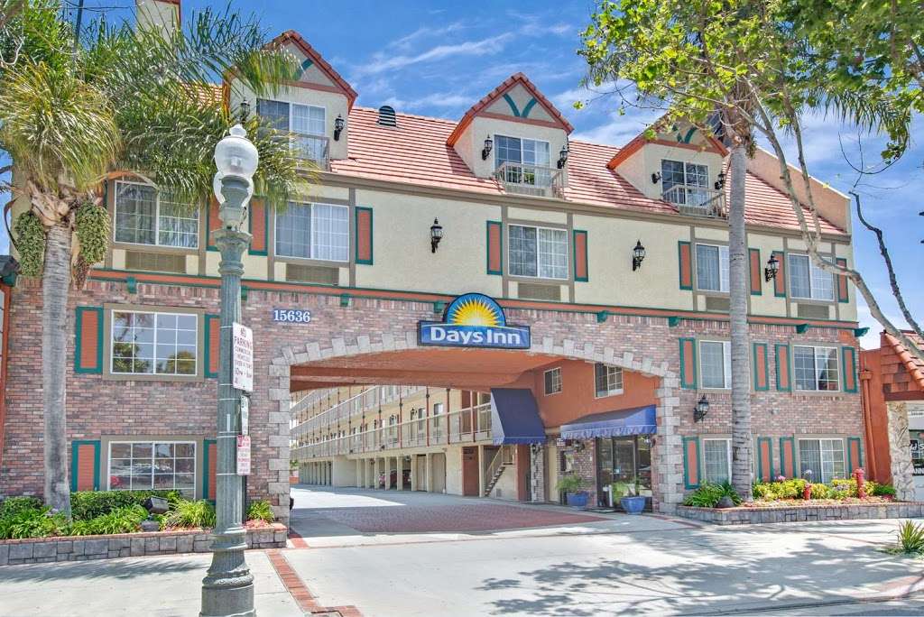 Days Inn by Wyndham Los Angeles LAX/ Redondo&ManhattanBeach | 15636 Hawthorne Blvd, Lawndale, CA 90260 | Phone: (310) 956-1545