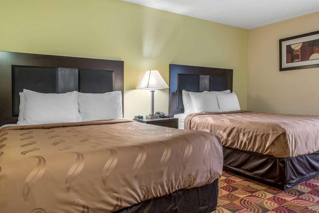 Quality Inn | 1100 W Rappel Ave Drive, Bloomington, IN 47404, USA | Phone: (812) 558-2289