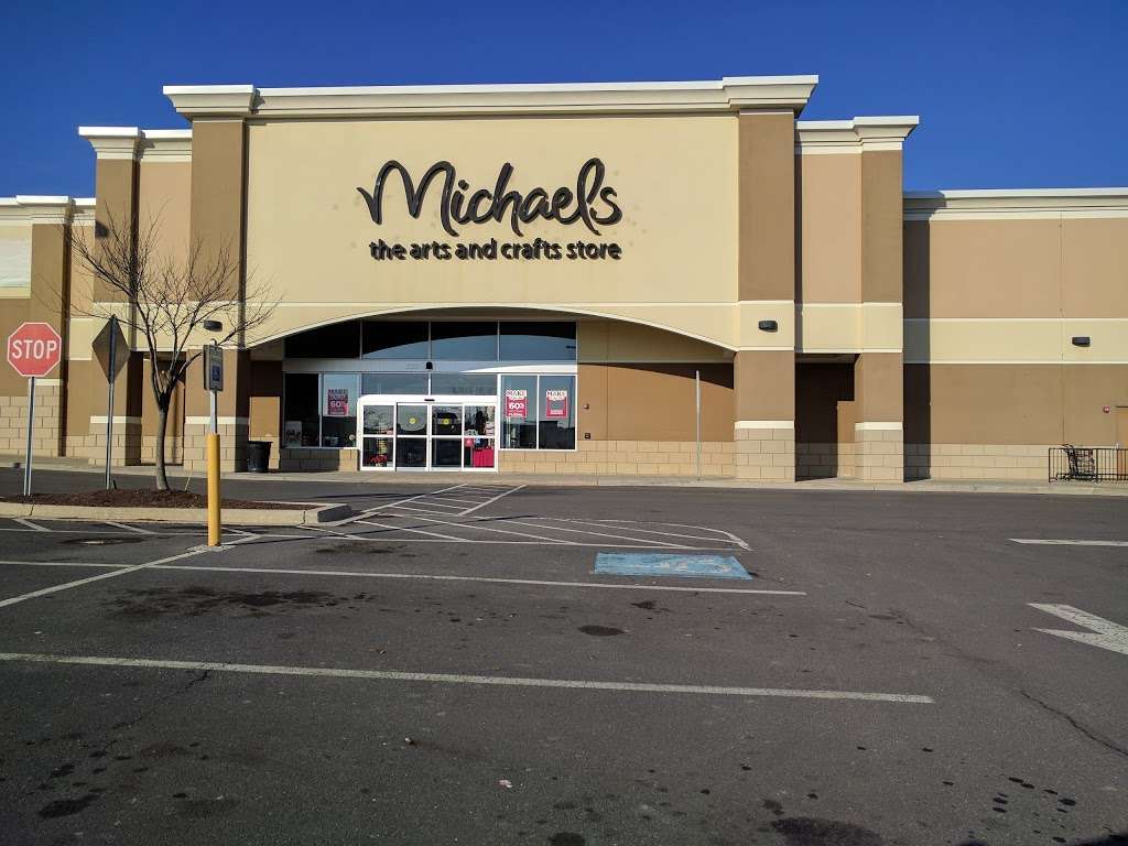 Michaels | 222 Retail Commons Pkwy, Martinsburg, WV 25403 | Phone: (304) 263-7946