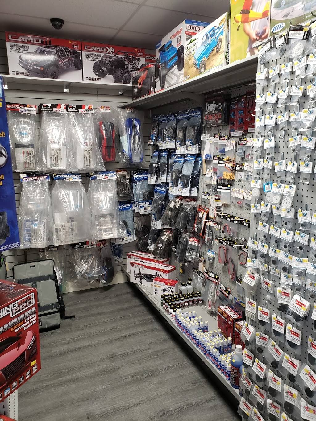 Cedar Creek Hobbies | 5580 Walker Rd, Oldcastle, ON N0R 1L0, Canada | Phone: (519) 733-2619