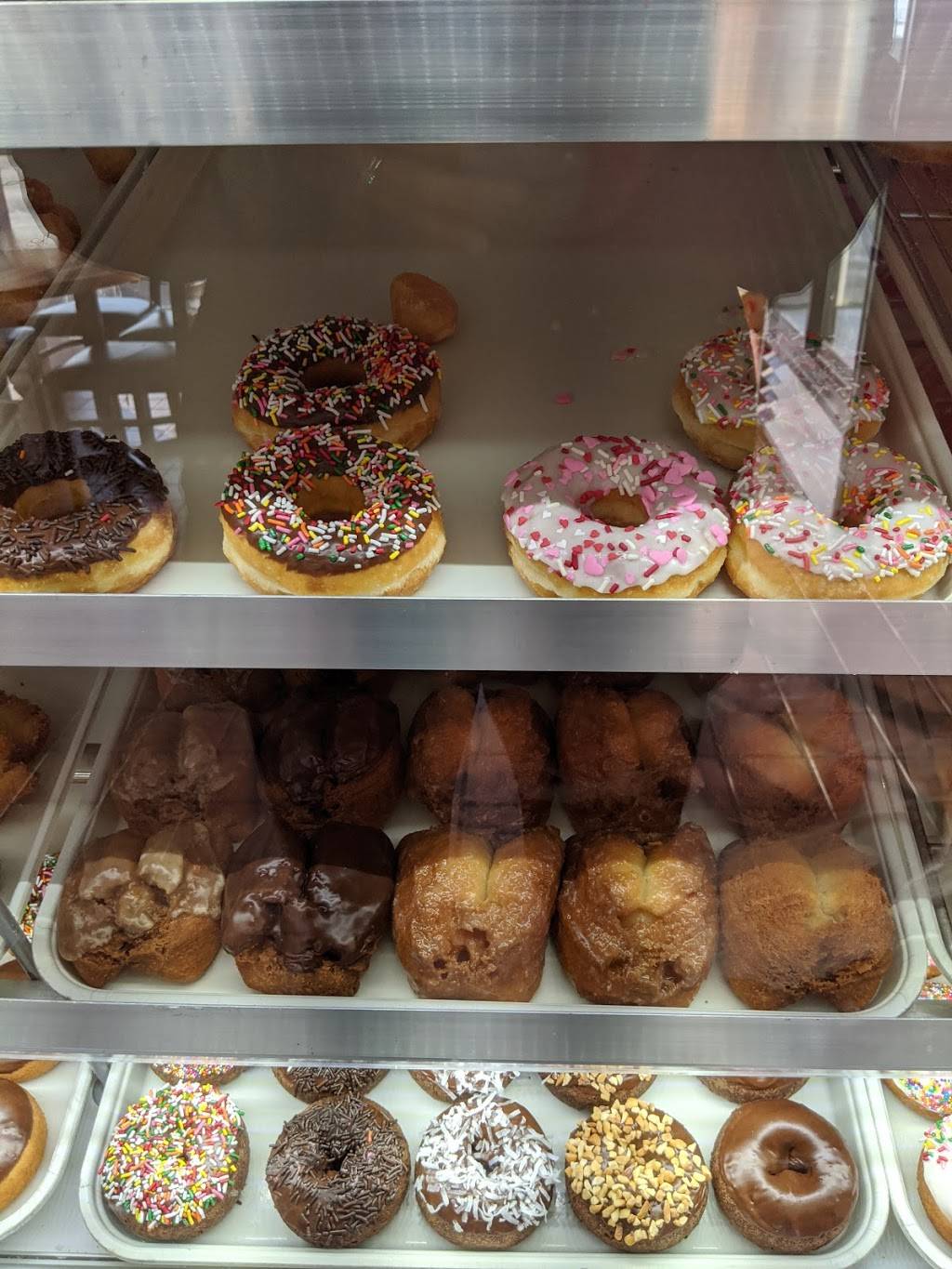 Top Donut | 5008, 11041 Balboa Blvd, Granada Hills, CA 91344, USA | Phone: (818) 363-2710