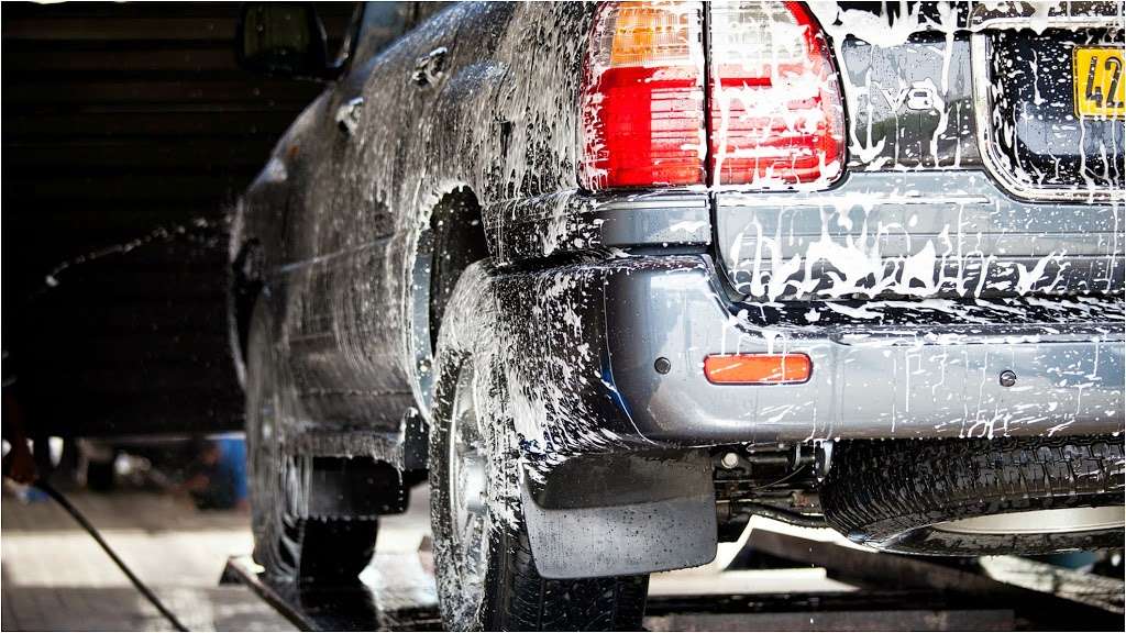 Spirit of America Car Wash and Oil Change | 3921 St Charles Pkwy, Waldorf, MD 20602, USA | Phone: (301) 638-9274