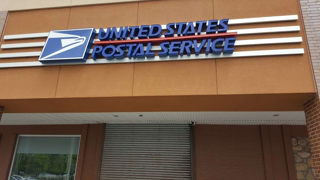 United States Postal Service | 2845 Richmond Ave Ste 15, Staten Island, NY 10314, USA | Phone: (800) 275-8777