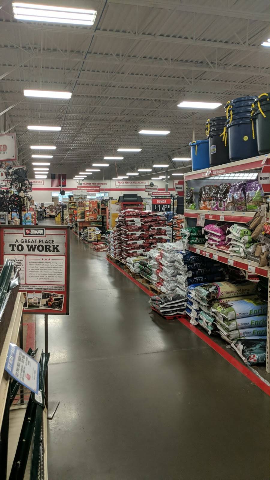 Tractor Supply Co. | 911 Center Point Rd, Hendersonville, TN 37075, USA | Phone: (615) 822-8555