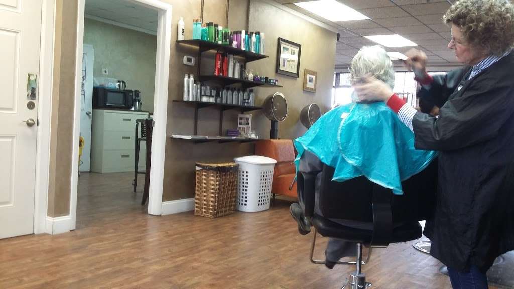 Palms Salon | 5430 Columbus Ave, Anderson, IN 46013, USA | Phone: (765) 640-5466