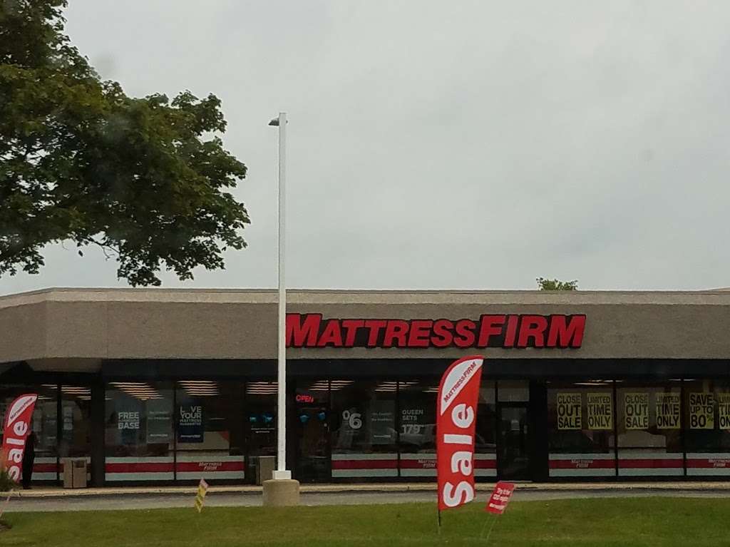 Mattress Firm Kildeer | 20505 N Rand Rd, Kildeer, IL 60047 | Phone: (847) 438-4401