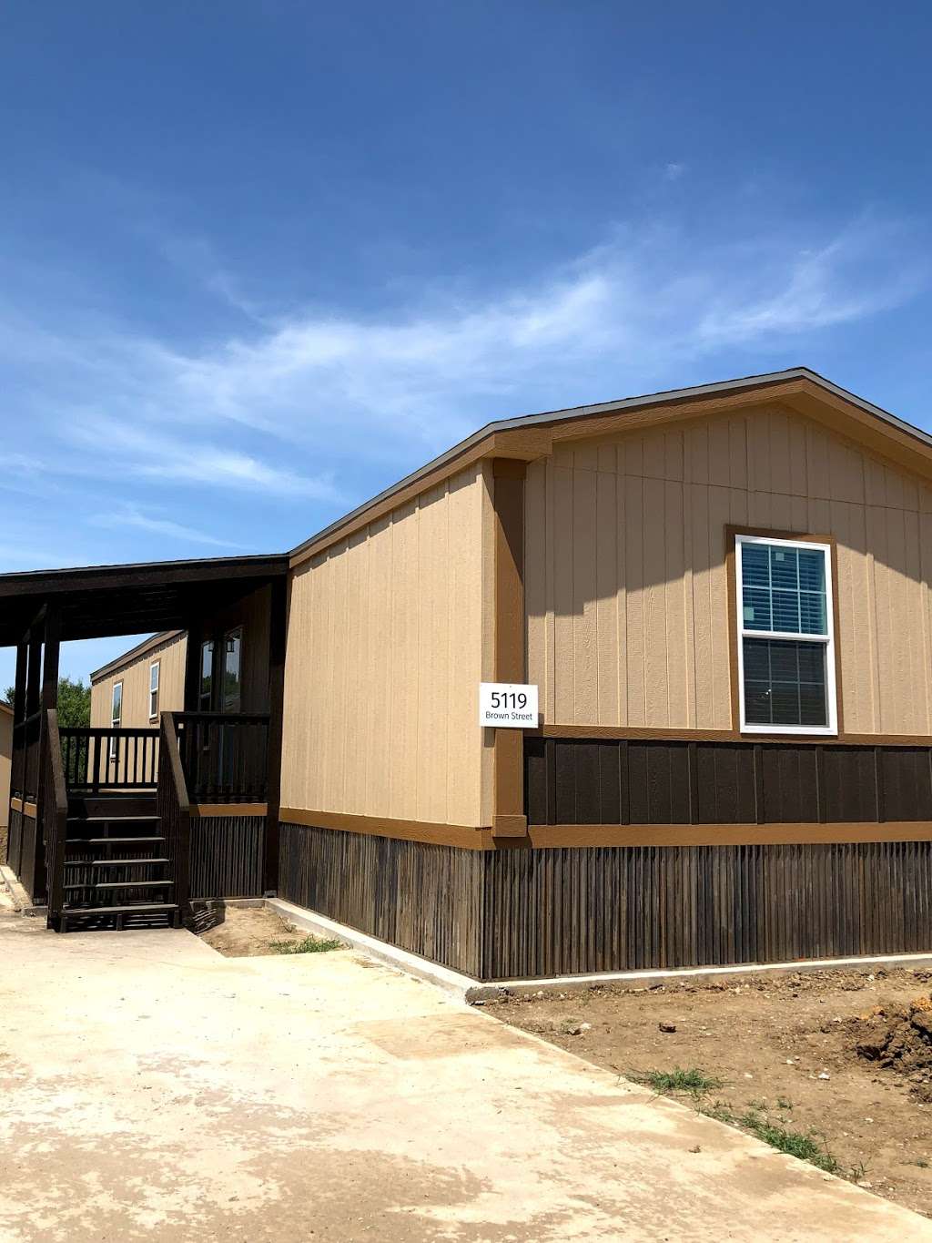 Valley Wood Mobile Home community | 7 Brown St, Irving, TX 75061, USA | Phone: (214) 854-6519