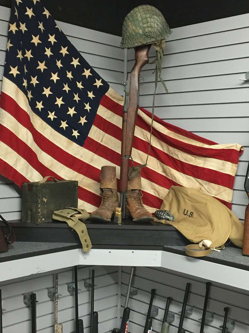 Guns & Tackle | 1207 N Lincoln St, Greensburg, IN 47240, USA | Phone: (812) 663-2030