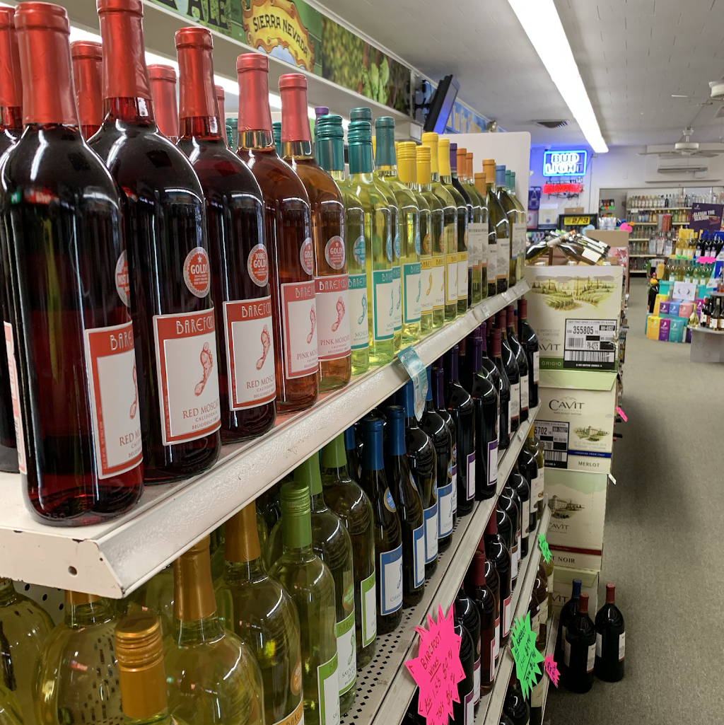 Bryantville Liquors | 15 School St, Pembroke, MA 02359, USA | Phone: (781) 293-6200