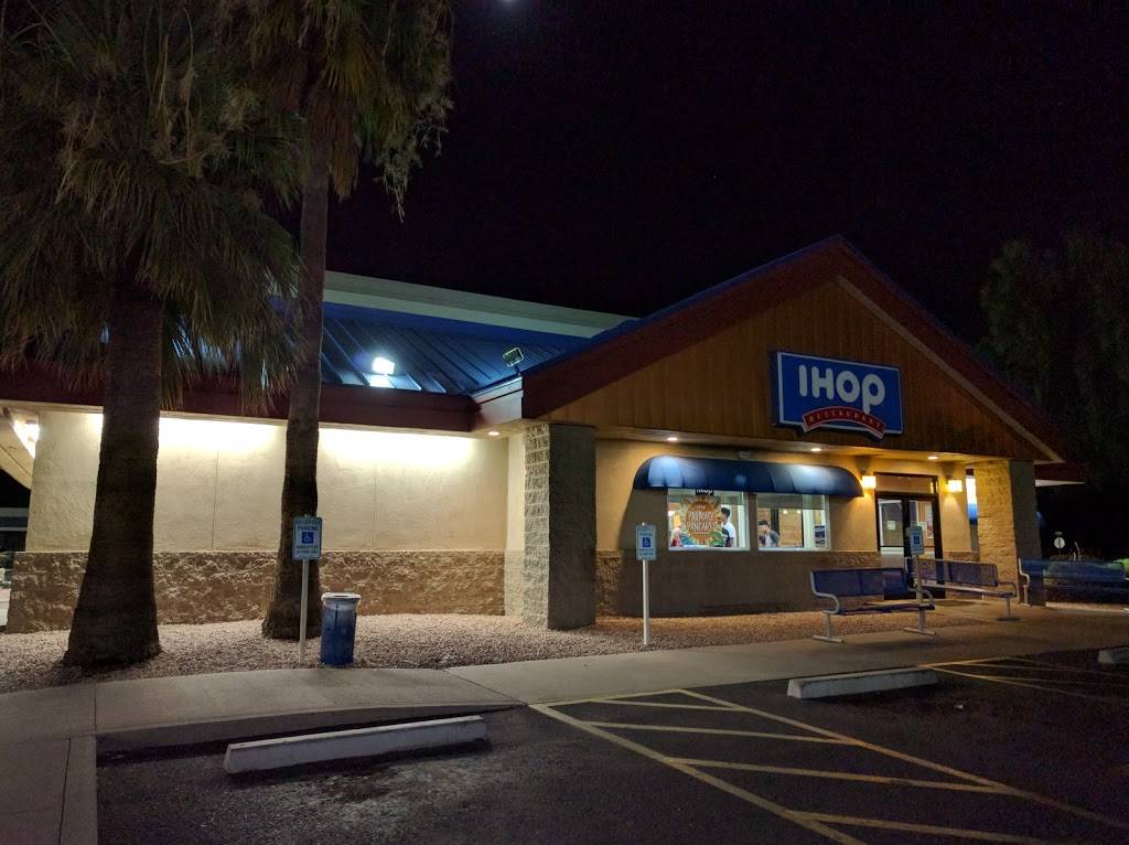 IHOP | 2501 N 44th St, Phoenix, AZ 85008, USA | Phone: (602) 808-9380