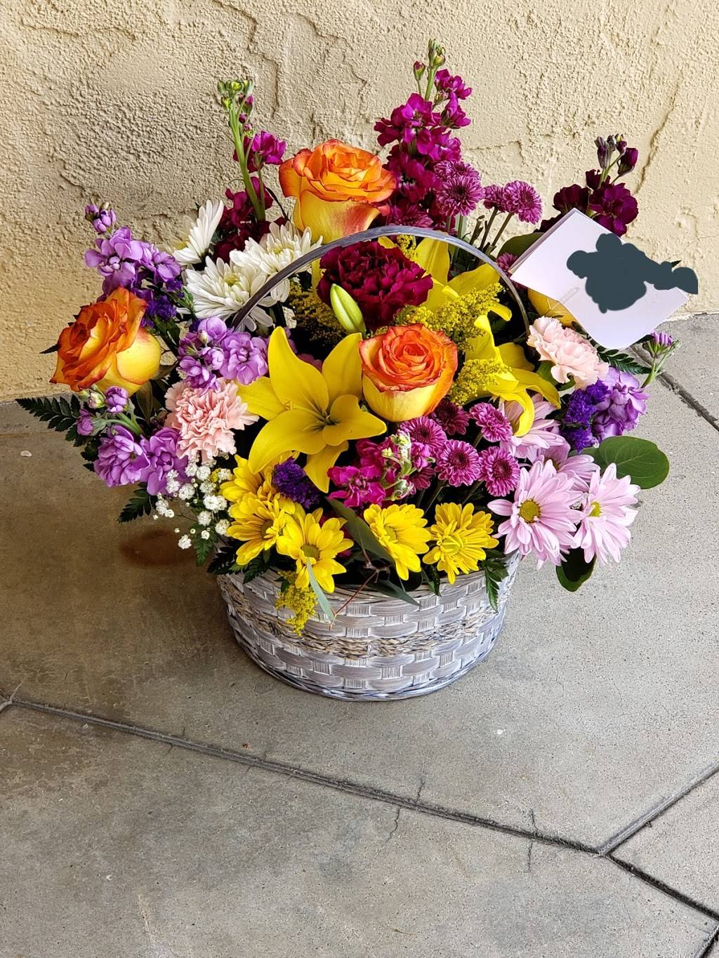 1-800-Flowers | Conroys Fresno | 3377 W Shaw Ave, Fresno, CA 93711, USA | Phone: (559) 490-4242