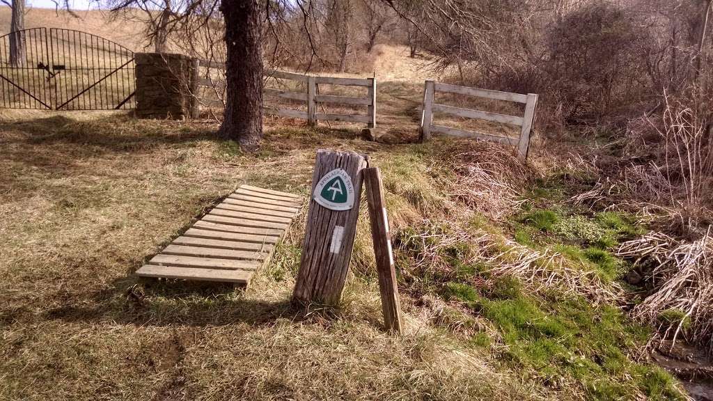 Trail head parking | Appalachian Trail, Linden, VA 22642, USA