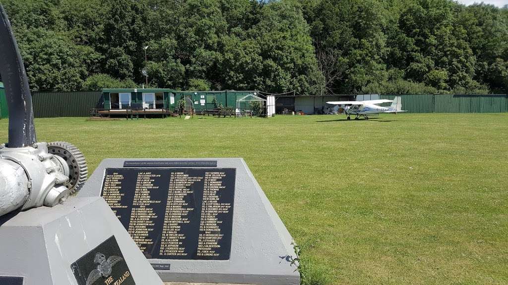 Hunsdon Aerodrome Memorial | Hunsdon Airfield, Eastwick, Ware, Ware SG12 8NS, UK