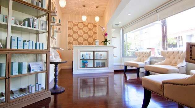 Brentwood Retreat | 126 S Barrington Pl, Los Angeles, CA 90049 | Phone: (310) 472-1311