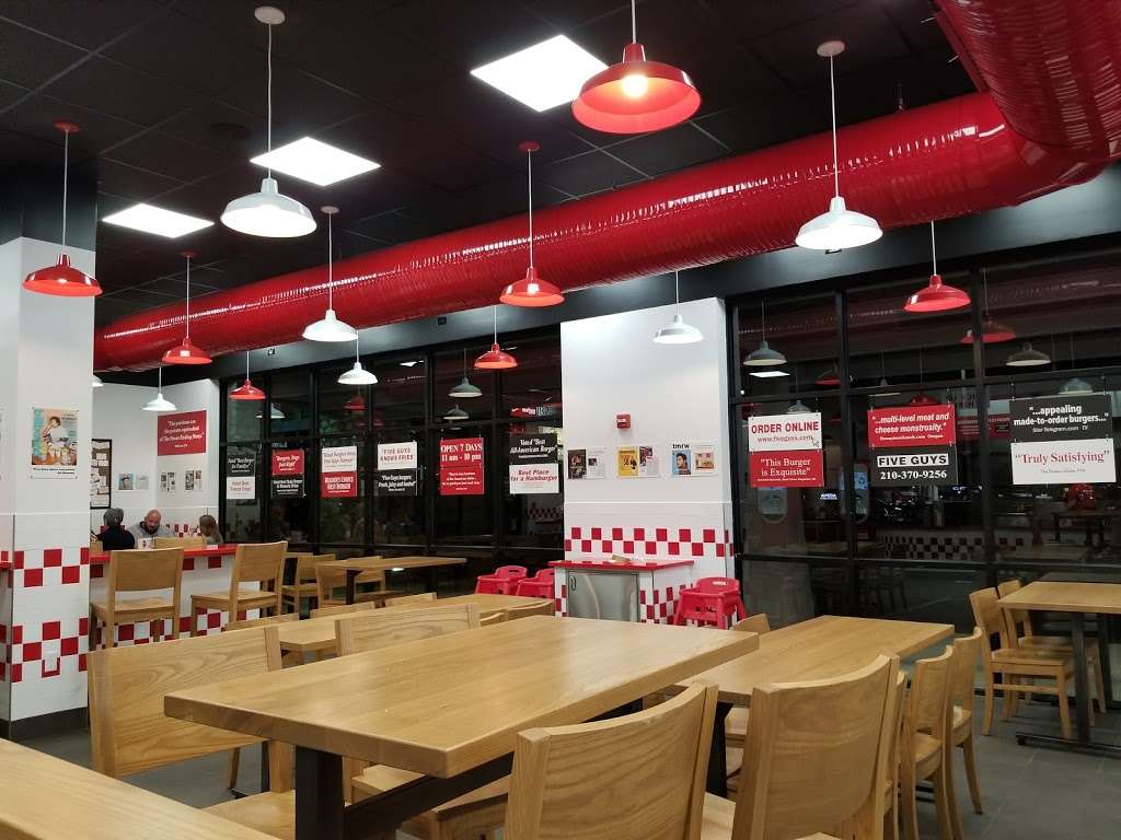 Five Guys | 20811 U.S. Hwy 281 N, San Antonio, TX 78258, USA | Phone: (210) 370-9256