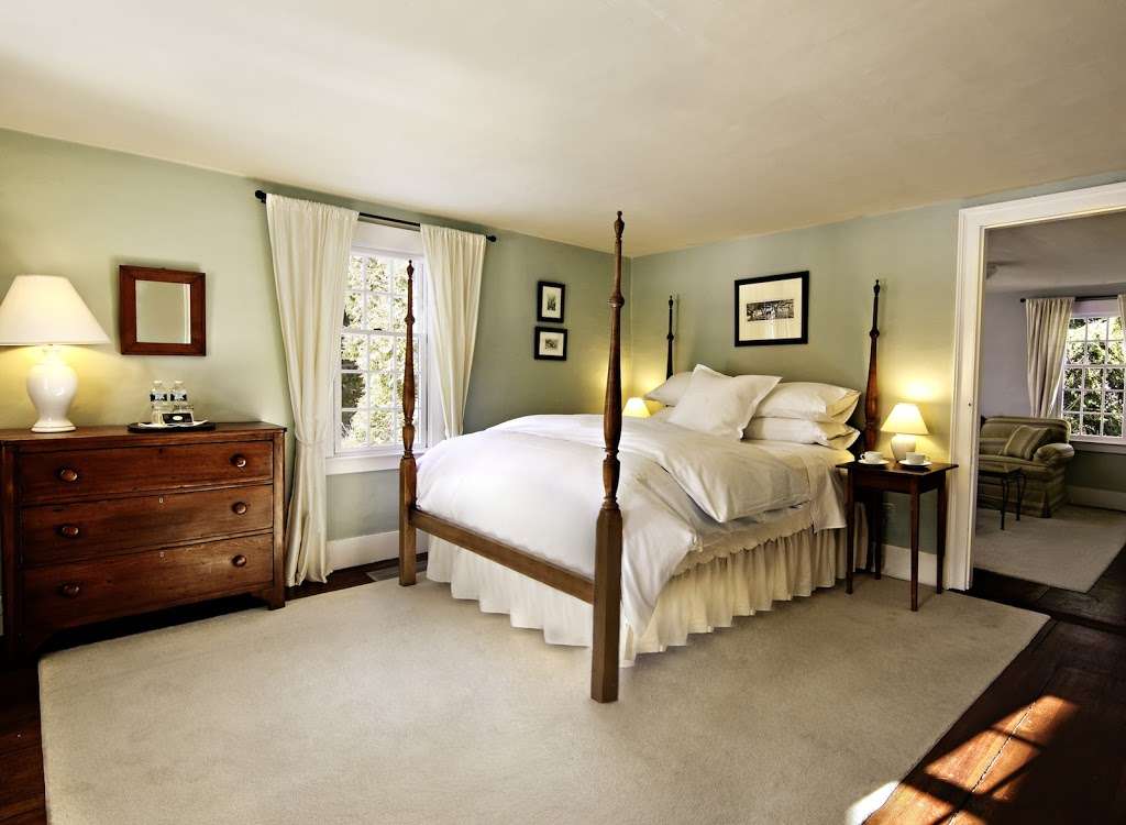 Amerscot House Inn | 61 W Acton Rd, Stow, MA 01775, USA | Phone: (978) 897-0666