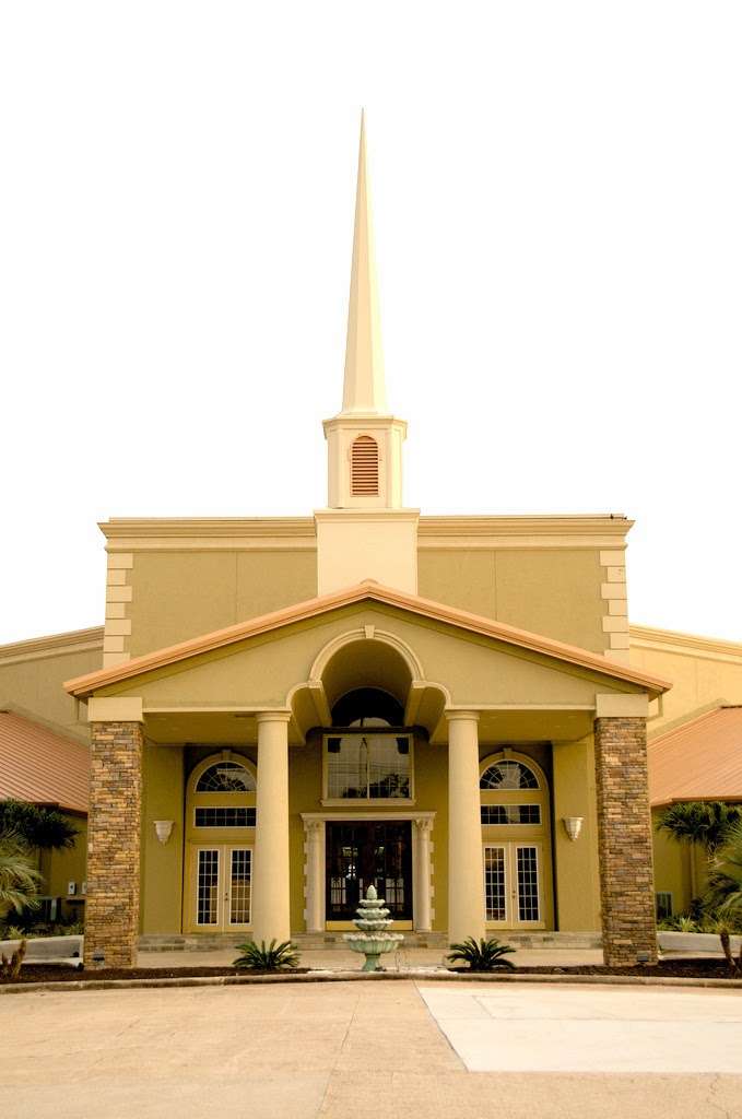 First Church of Pearland | 1850 Broadway St, Pearland, TX 77581 | Phone: (281) 992-4538