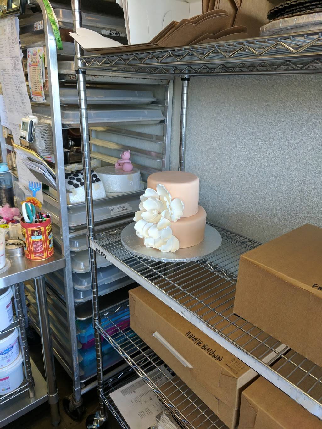 Whisk Cake Creations (By Appointment Only) | 1930 Main St #2, Alameda, CA 94501, USA | Phone: (510) 853-5620