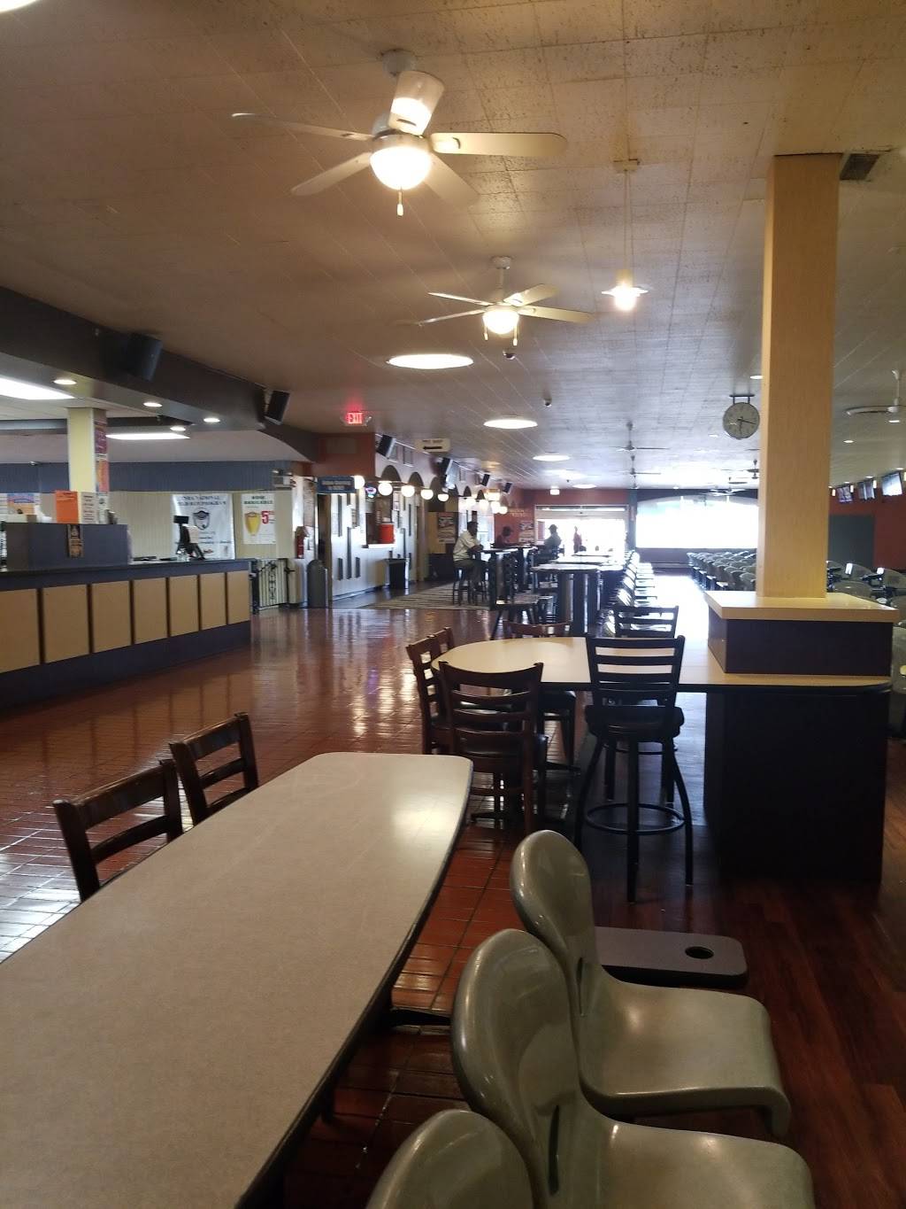 Hillside Bowl | 4545 Harrison St, Hillside, IL 60162, USA | Phone: (708) 449-5350