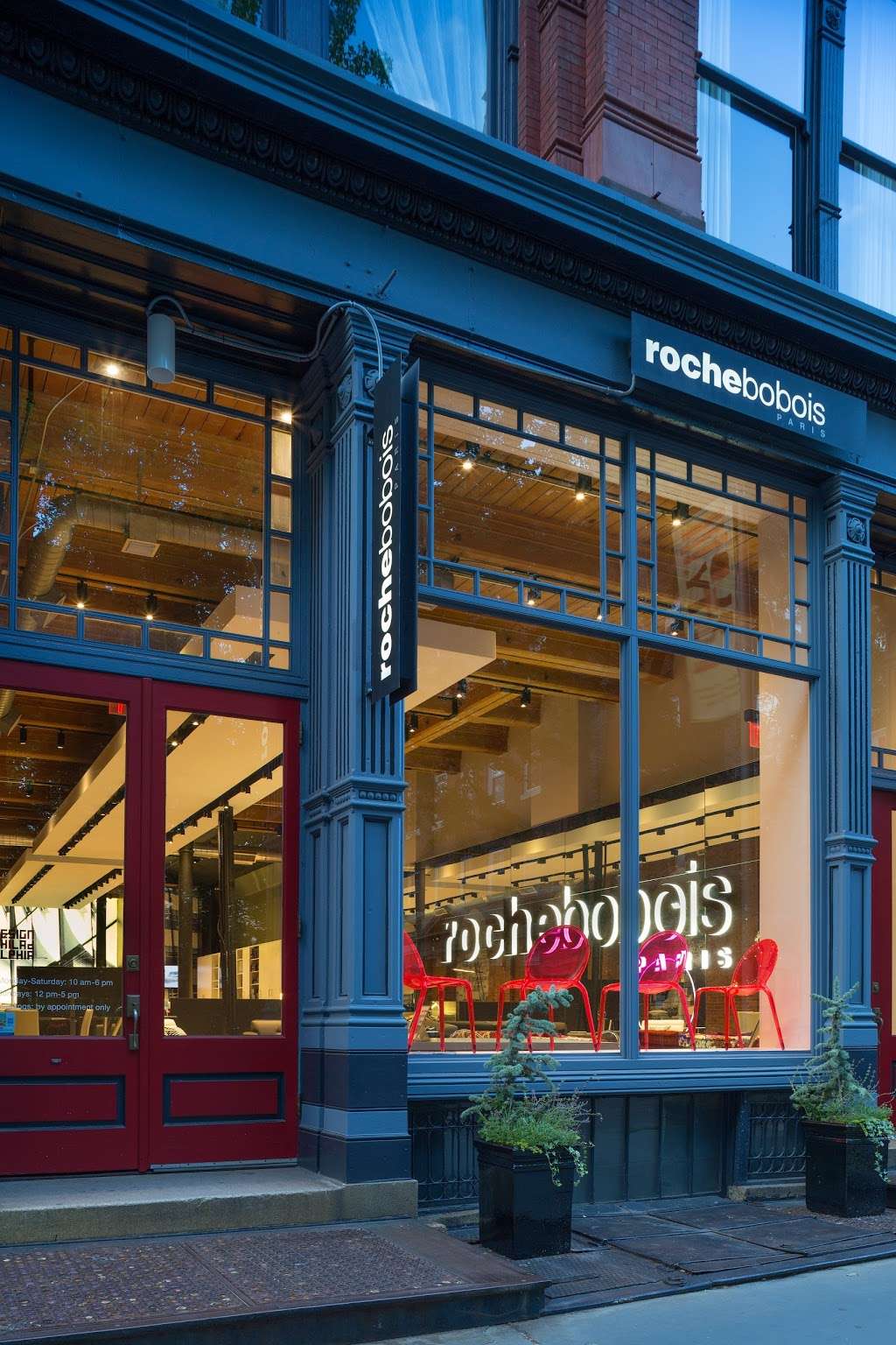 Roche Bobois | 311 Arch St, Philadelphia, PA 19106, USA | Phone: (215) 922-2900