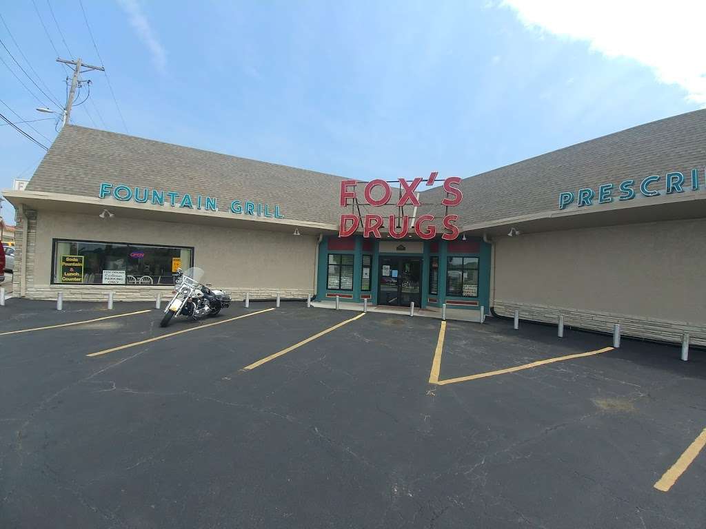 Foxs Drugstore Soda Fountain | 10004 E 63rd St, Raytown, MO 64133, USA | Phone: (816) 353-1602