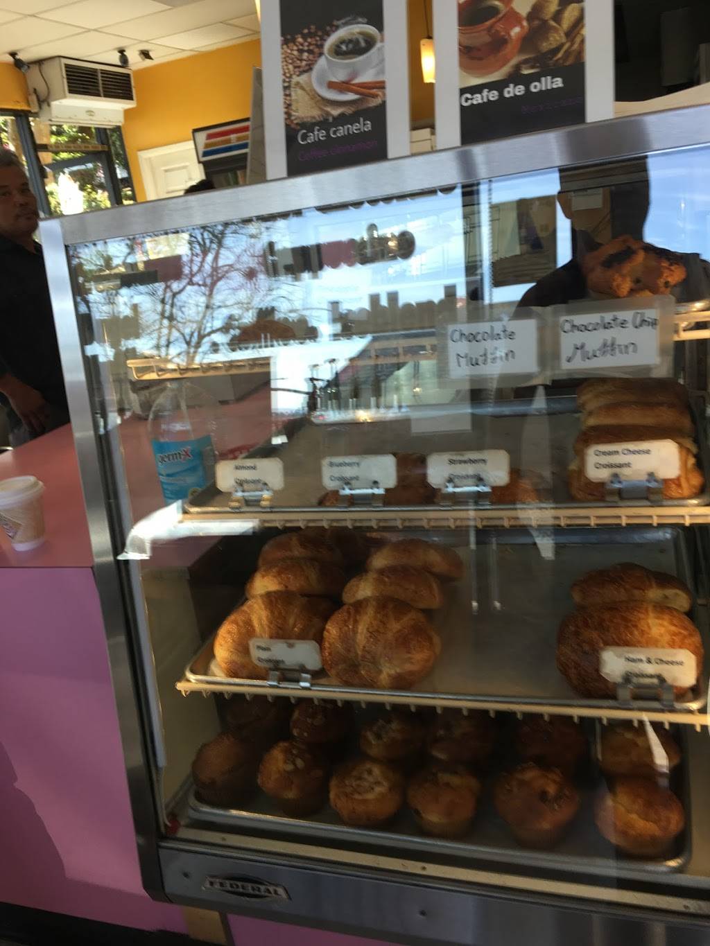 KDs Donuts | 4676 Market St, San Diego, CA 92102, USA | Phone: (619) 262-8683