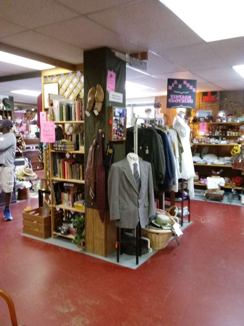 THE MILL PROPERTY ANTIQUES | 2910 Main Street (Rte. 23, Morgantown, PA 19543, USA | Phone: (610) 286-8854