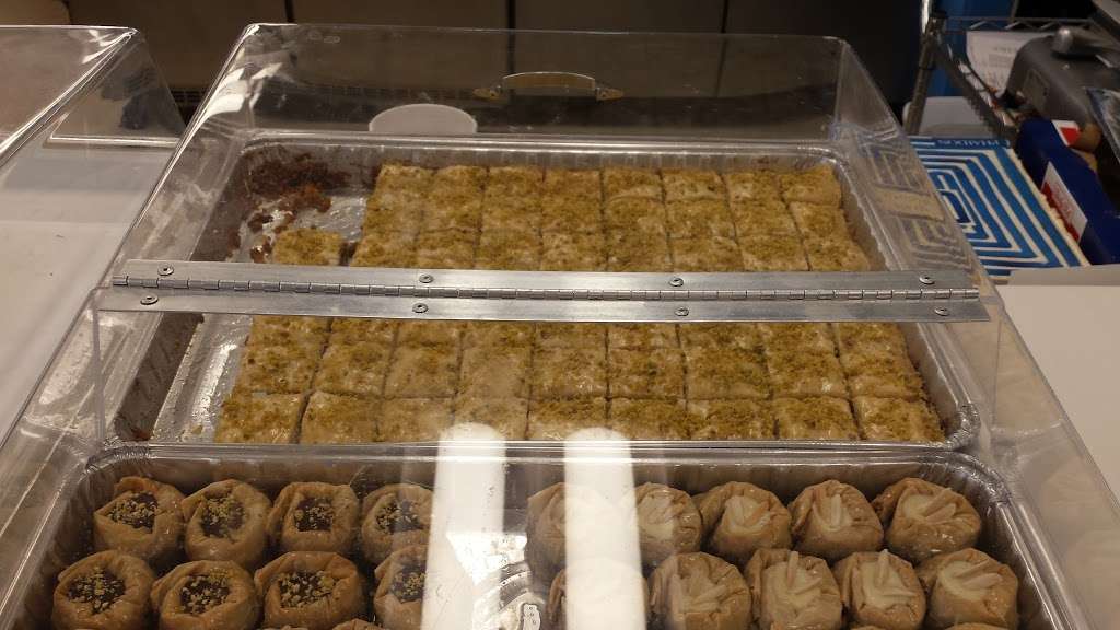 Alekos Village Cafe | 4304 Old National Pike, Middletown, MD 21769, USA | Phone: (301) 371-3500