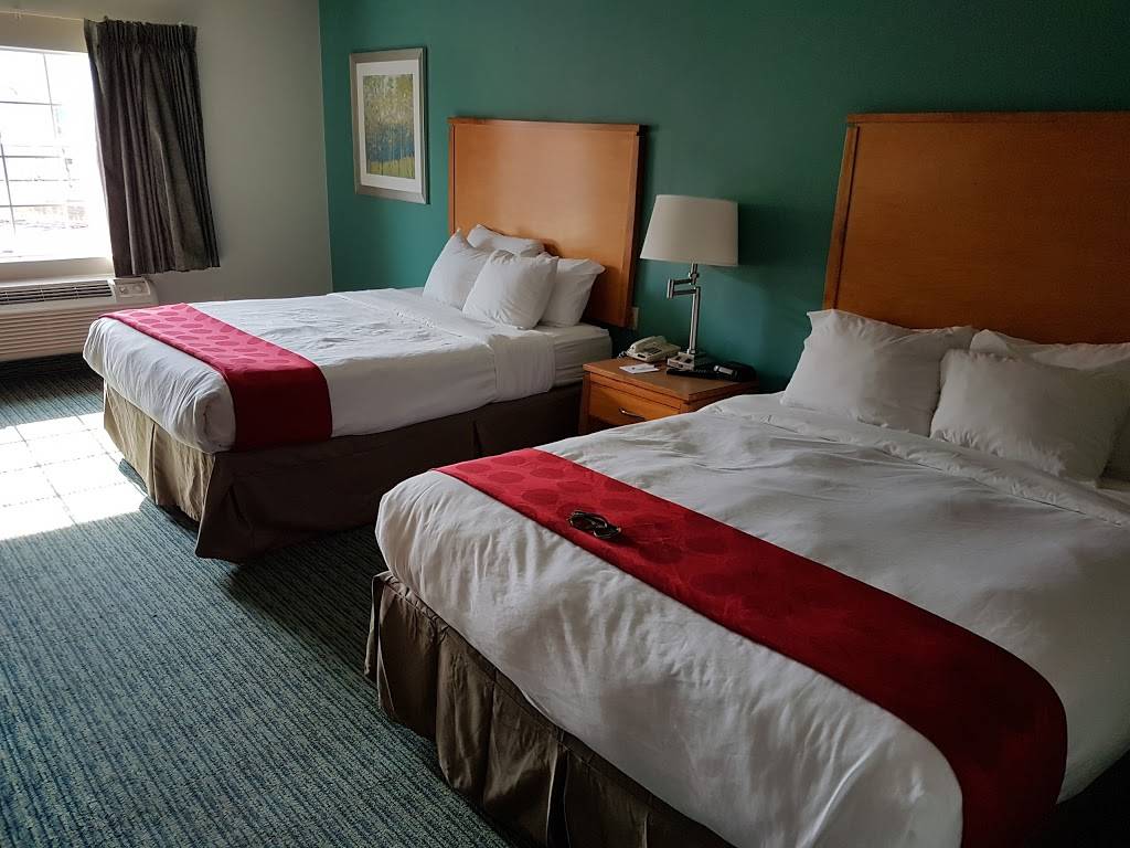 Ramada by Wyndham Louisville Expo Center | 2912 Crittenden Dr, Louisville, KY 40209, USA | Phone: (502) 694-4675