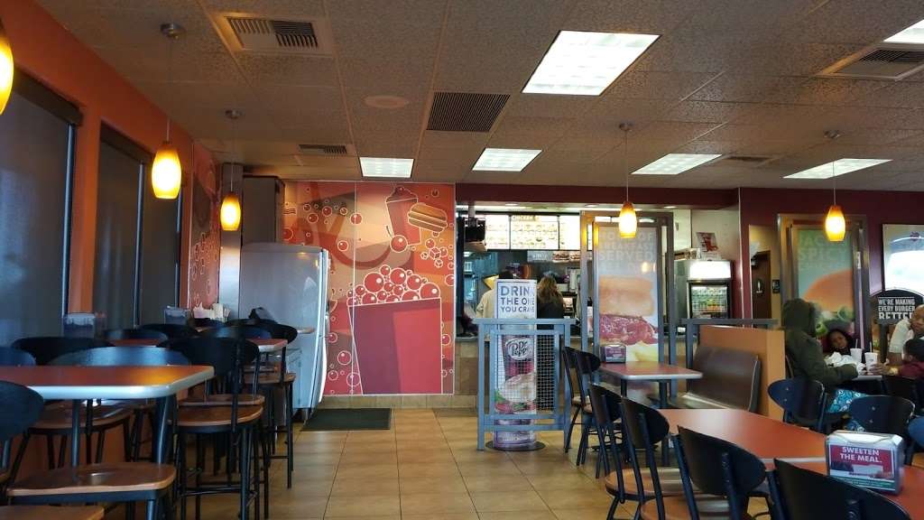 Jack in the Box | 2443 W Ave I, Lancaster, CA 93536, USA | Phone: (661) 726-3626