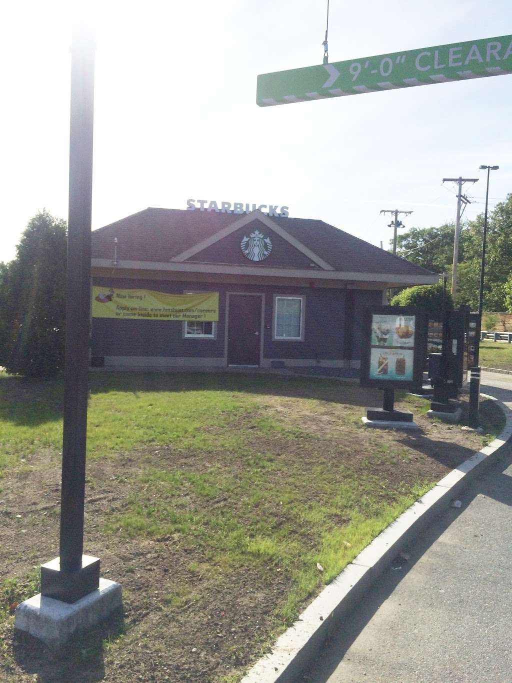 Starbucks | Massachusetts Turnpike, Framingham, MA 01701, USA