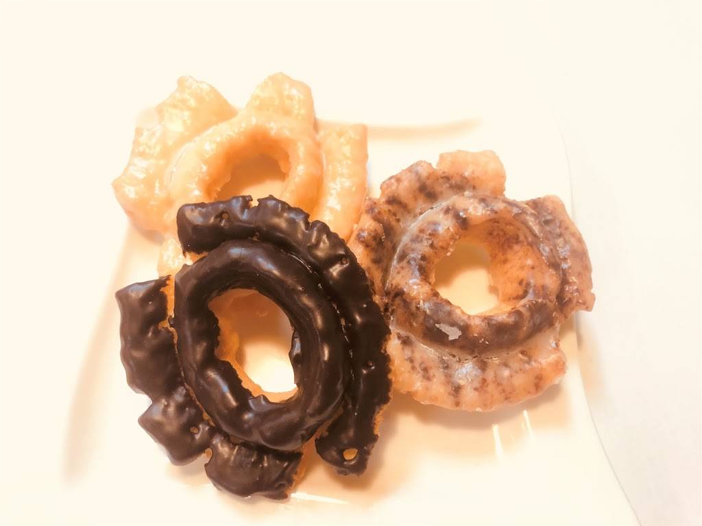 Central Donuts & Bakery | 9500 Ray White Rd #167, Fort Worth, TX 76244, USA | Phone: (817) 741-3633