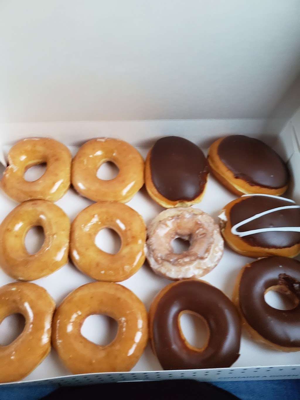 Krispy Kreme | 11050 Rancho Carmel Dr, San Diego, CA 92128, USA | Phone: (858) 521-9051