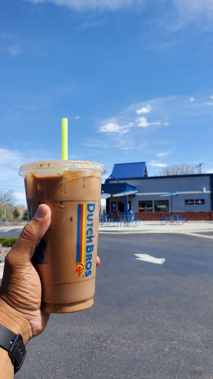 Dutch Bros | 125 W 43rd St, Loveland, CO 80538, USA | Phone: (970) 682-1230