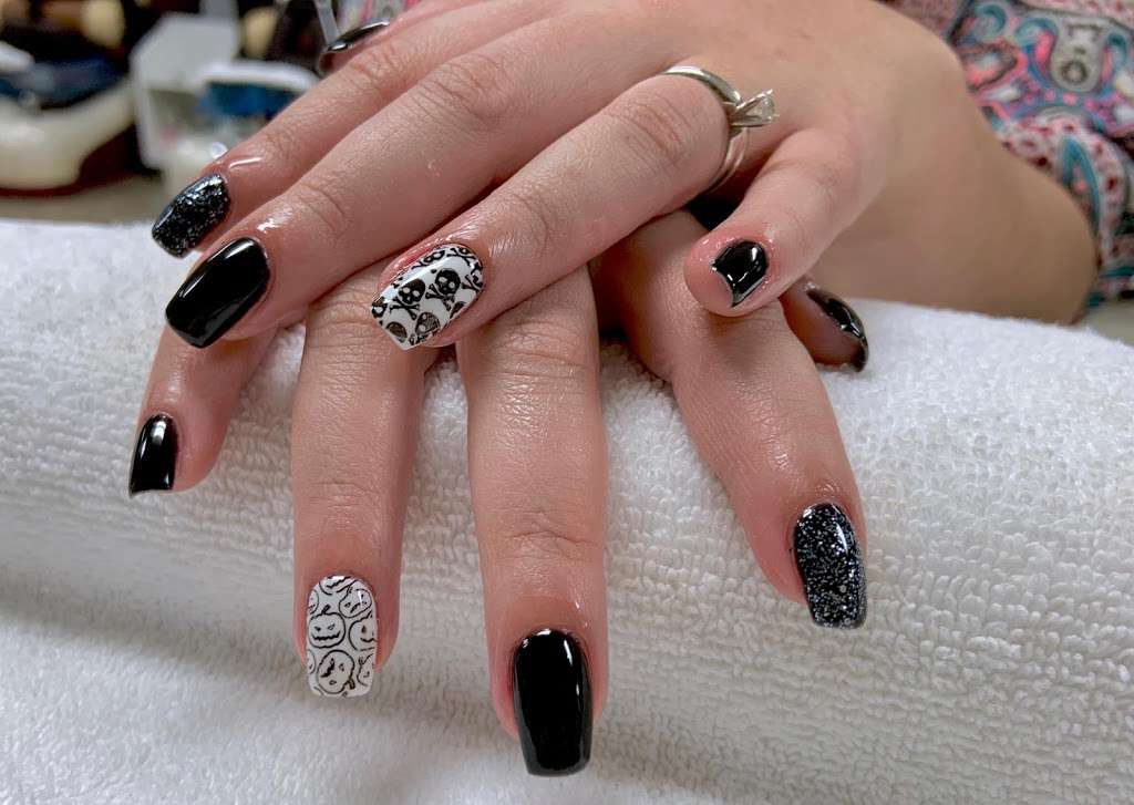 Urban Nail Spa | 1530 Alton Rd, Miami Beach, FL 33139, USA | Phone: (786) 899-0268