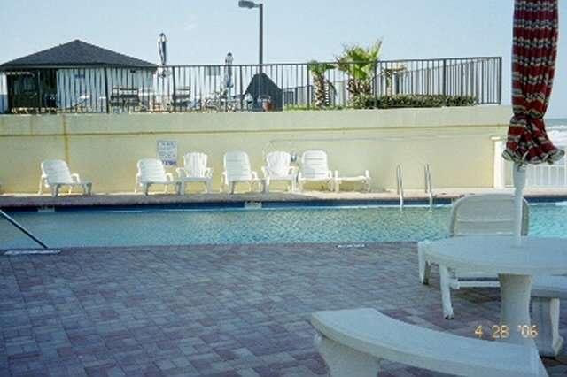 Holiday Shores Beach Club | 2617 S Atlantic Ave, Daytona Beach Shores, FL 32118 | Phone: (386) 761-6553