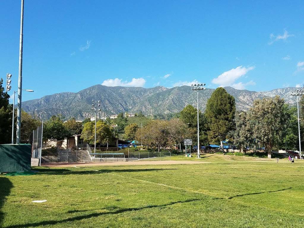 Loma Alta Park | 3330 Lincoln Ave, Altadena, CA 91001, USA | Phone: (626) 398-5451