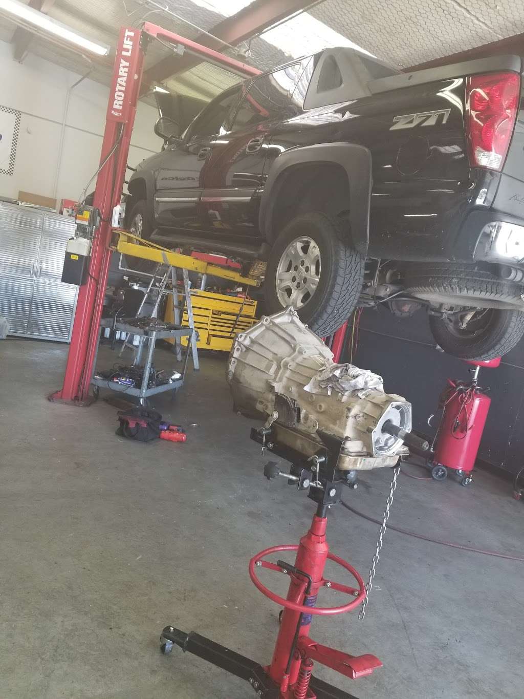 Quality Auto Center Houston | 9020 Ruland Rd, Houston, TX 77055, USA | Phone: (713) 705-6165