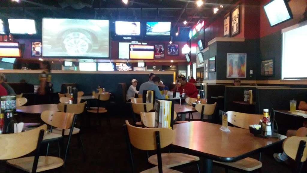 Buffalo Wild Wings | 81 Wilson Ave, Hanover, PA 17331, USA | Phone: (717) 630-8056