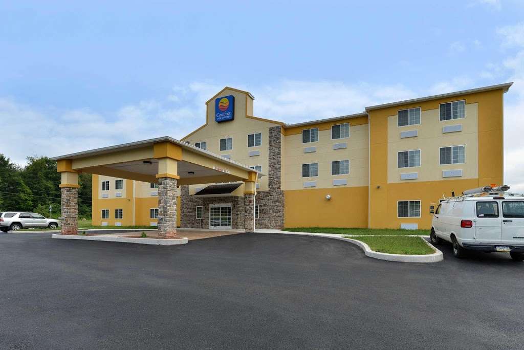 Comfort Inn & Suites Manheim - Lebanon | 2845 Lebanon Rd, Manheim, PA 17545, USA | Phone: (717) 665-3118