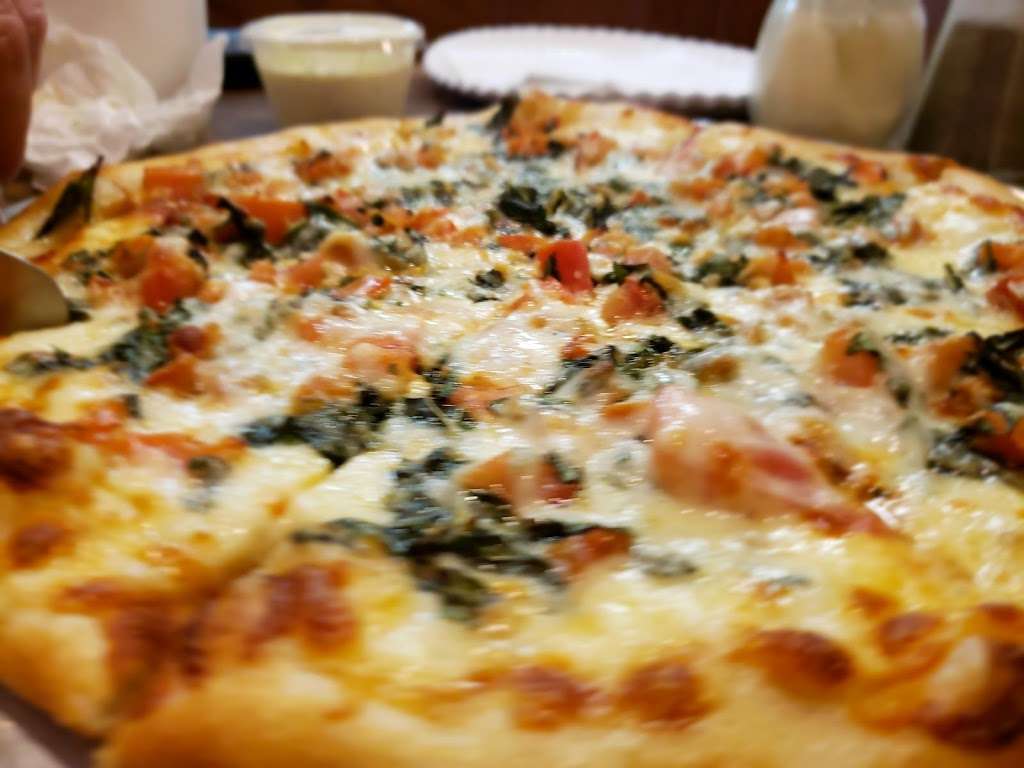 Massimos Pizza Huntington Beach | 22311 Brookhurst St #103, Huntington Beach, CA 92646 | Phone: (714) 964-1888