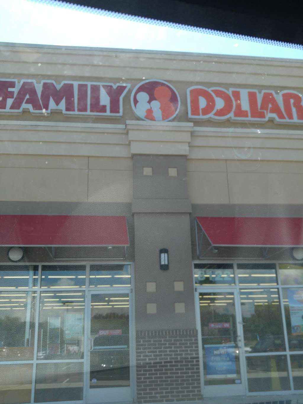 Family Dollar | 8122 Mt Holly-Huntersville Rd, Charlotte, NC 28216, USA | Phone: (704) 393-0221