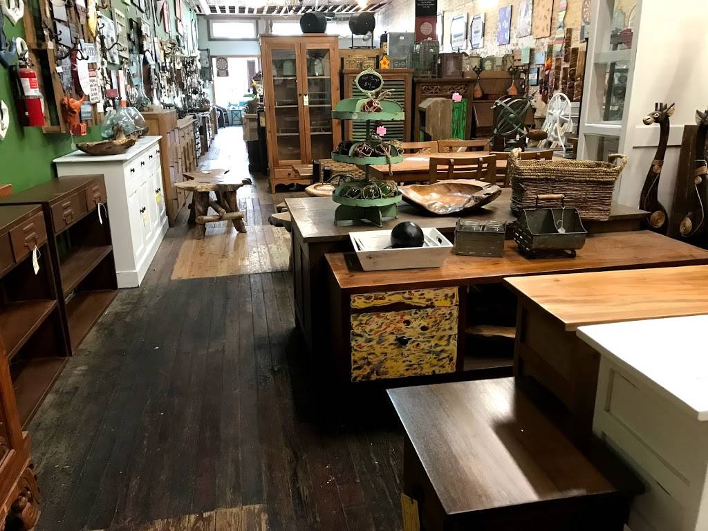 Sutton Place Furniture | 1030 E 15th St, Plano, TX 75074, USA | Phone: (214) 563-0972