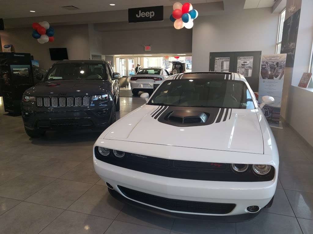 Gray Chrysler Dodge Jeep Ram | 894 N 9th St, Stroudsburg, PA 18360, USA | Phone: (570) 517-5600