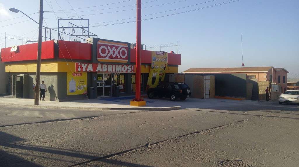 OXXO Caspio | Real del Castillo 8093, Camino Verde, 22190 Tijuana, B.C., Mexico