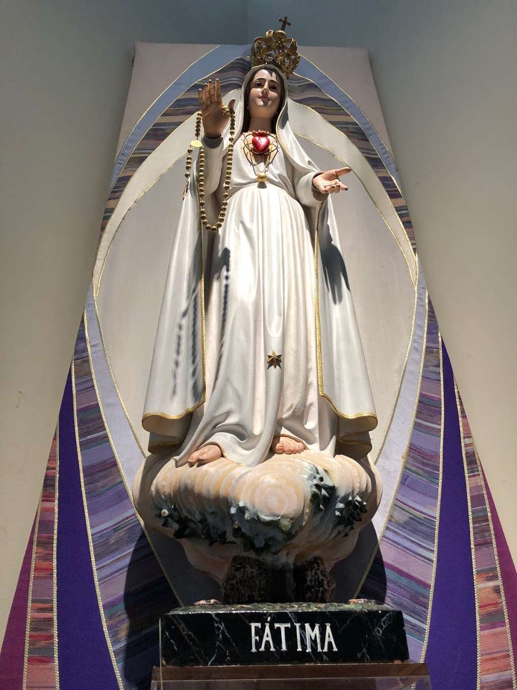 Blessed Sacrament Roman Catholic Church | 1701 E Oakland Park Blvd, Fort Lauderdale, FL 33334, USA | Phone: (954) 564-1010